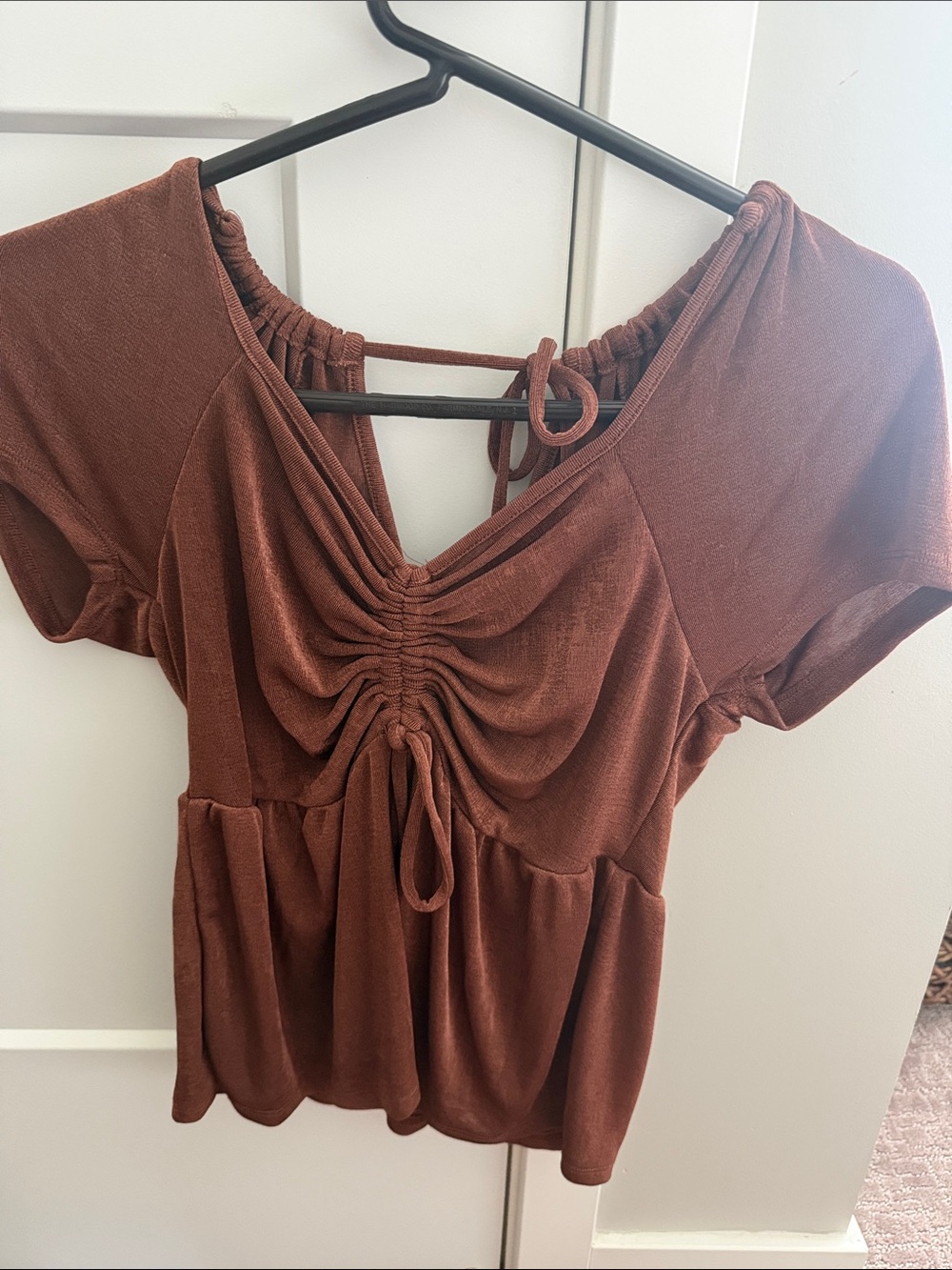 Buckle Ruched Front Short Sleeve Top - Rust Brown